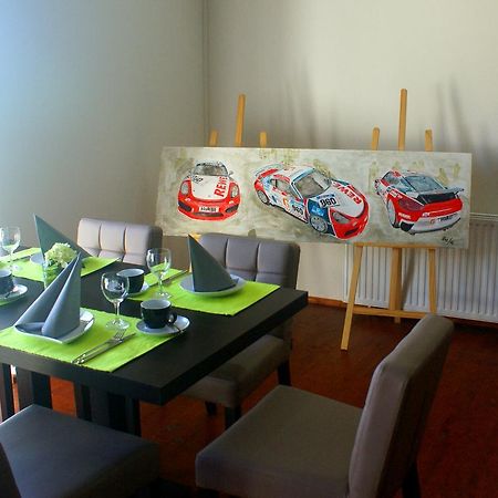 Fast Lane Hotel Barweiler Екстериор снимка