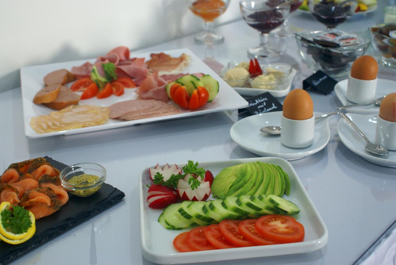 Fast Lane Hotel Barweiler Екстериор снимка
