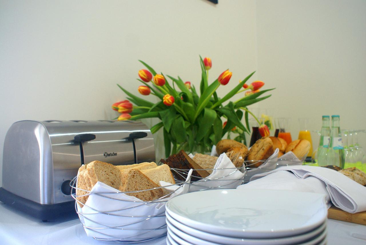 Fast Lane Hotel Barweiler Екстериор снимка