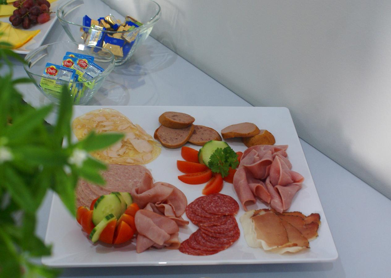 Fast Lane Hotel Barweiler Екстериор снимка